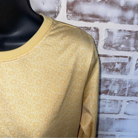 Patagonia Yellow Floral crop Blouse - Picture 3 of 6